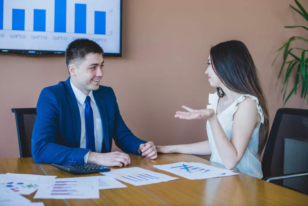 What Does A Business Consultant Do
